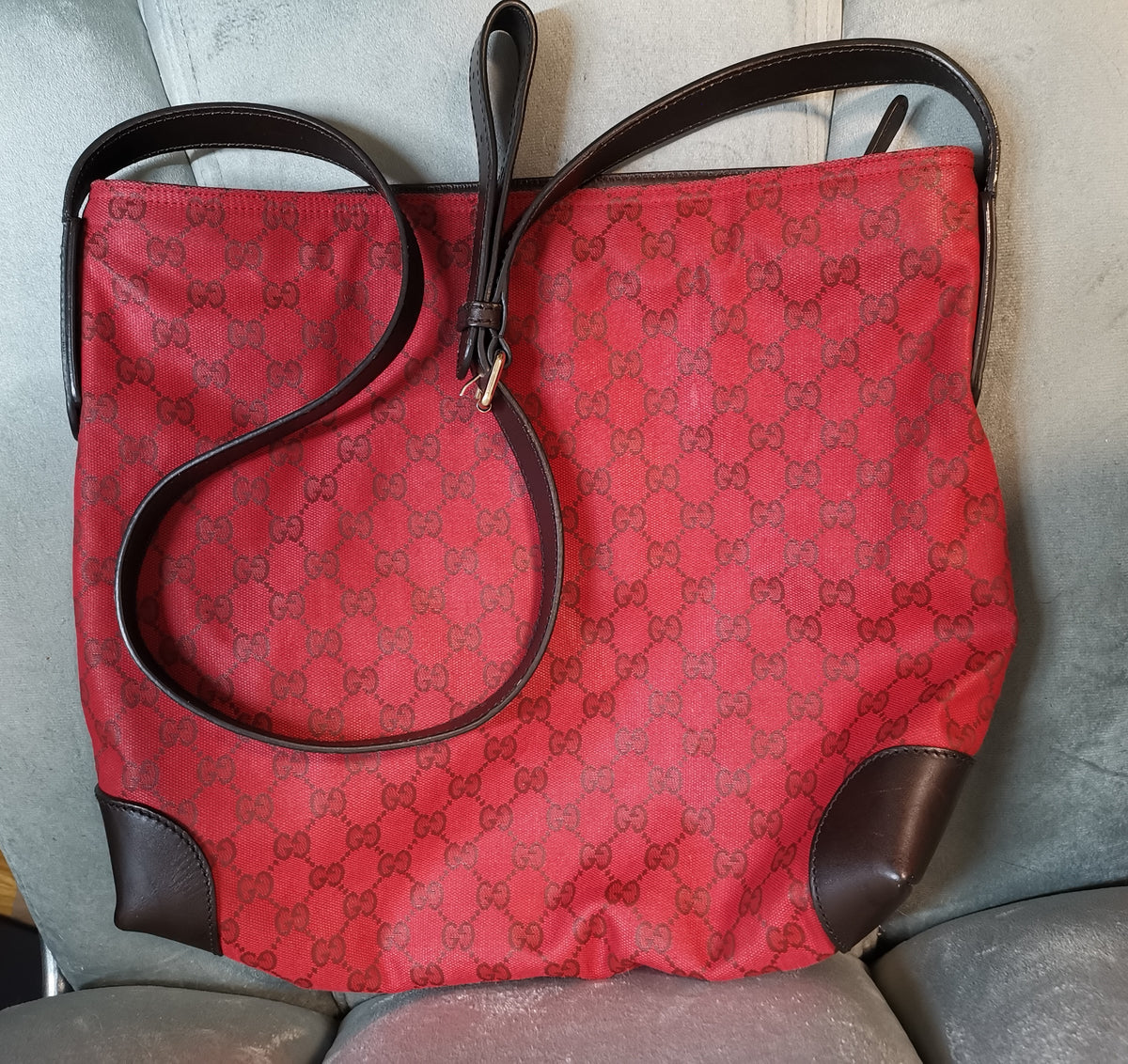 Gucci Red GG Canvas Hobo Shoulder Bag