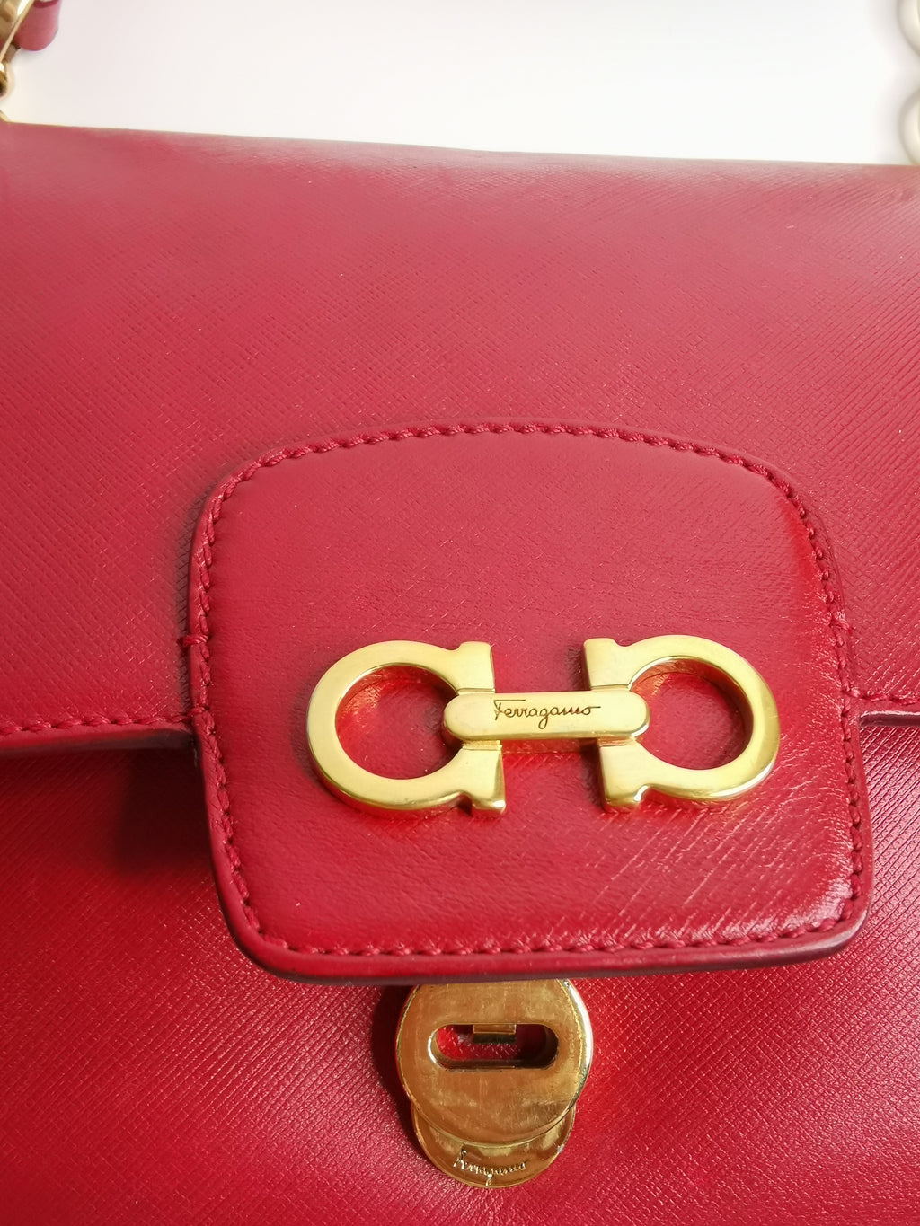 Salvatore Ferragamo Red Leather Gancini Top-Handle Shoulder Bag