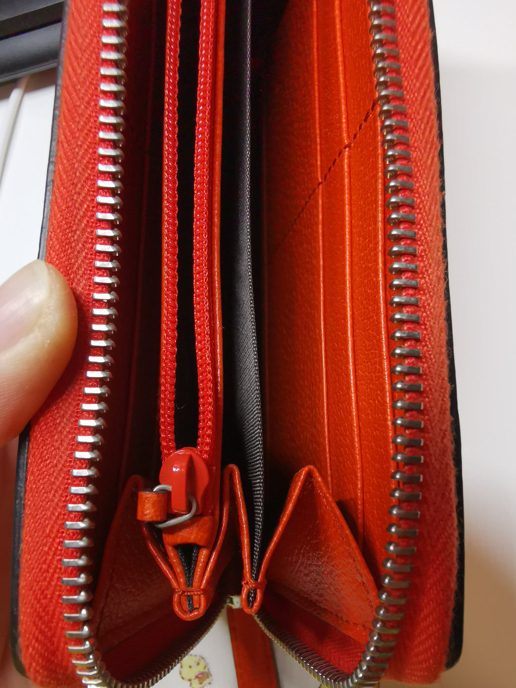 Gucci Orange Leather Zip-Around Wallet