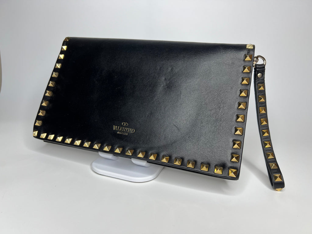 Valentino Garavani Rockstud Flat Pouch / Wristlet Clutch