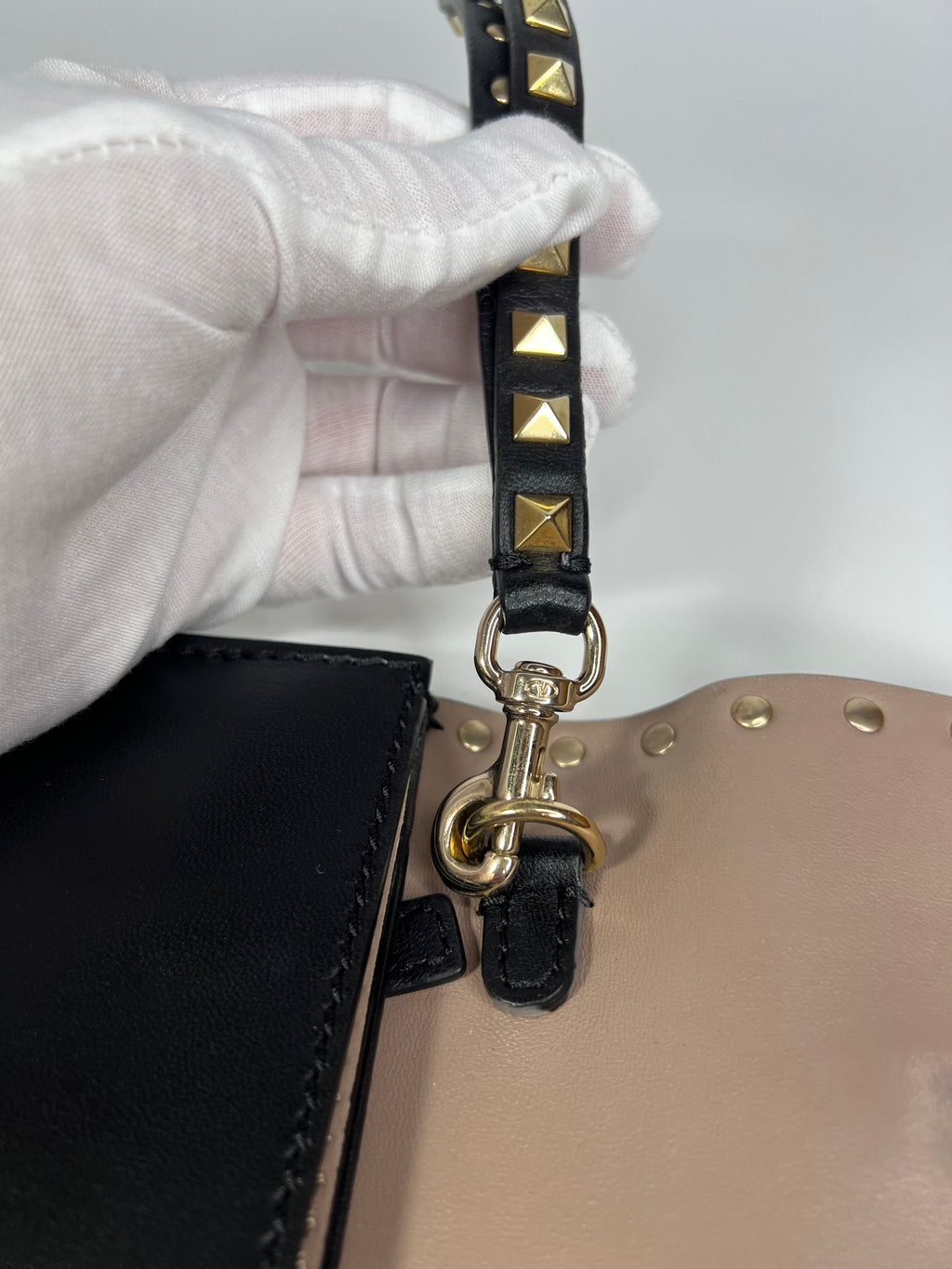 Valentino Garavani Rockstud Flat Pouch / Wristlet Clutch